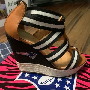 Patriots Wedge Sandals